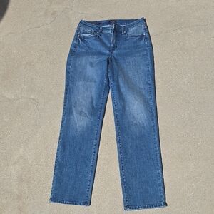 NYDJ Women's Straight-Leg Jeans in Medium Blue Wash. Size 6. New